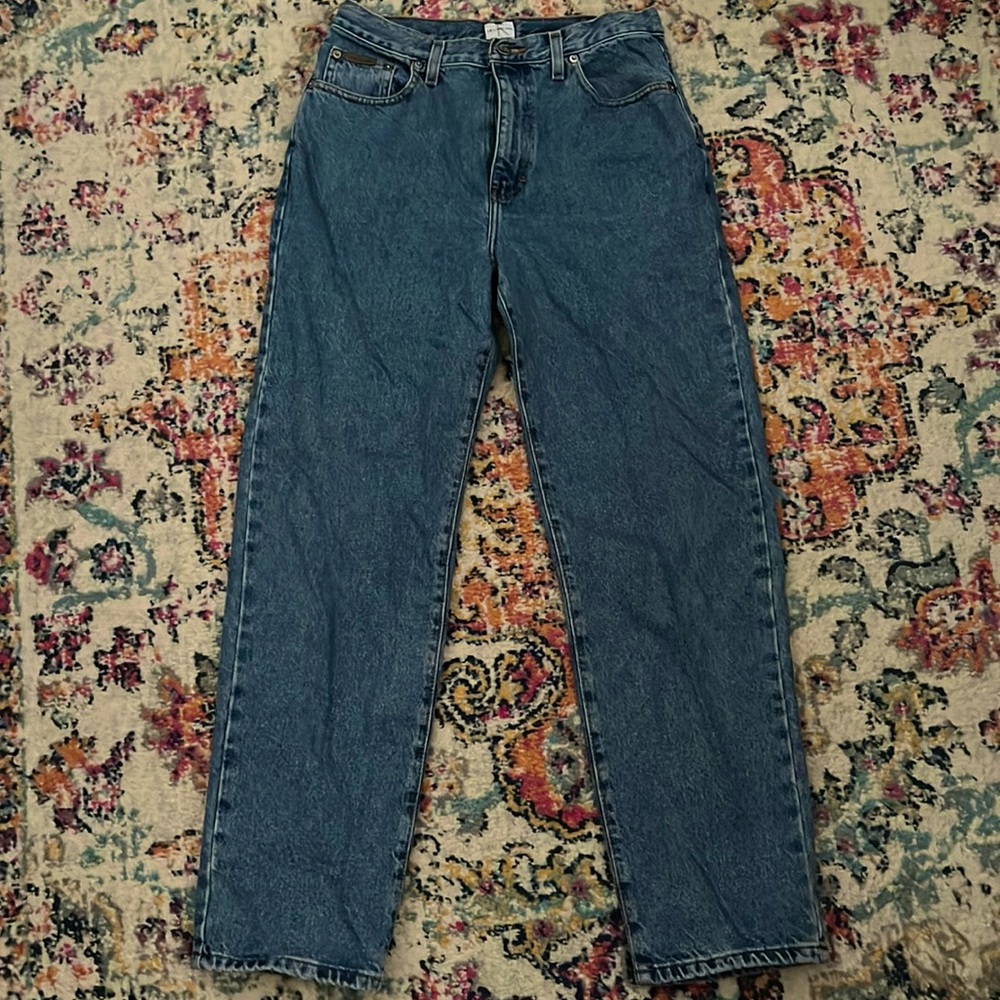 Calvin Klein Mid-Rise Mom Jeans